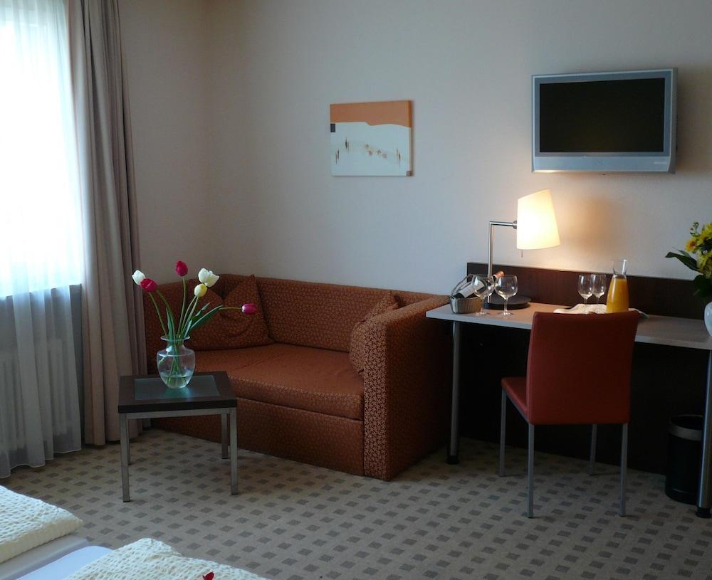 Alfa Hotel